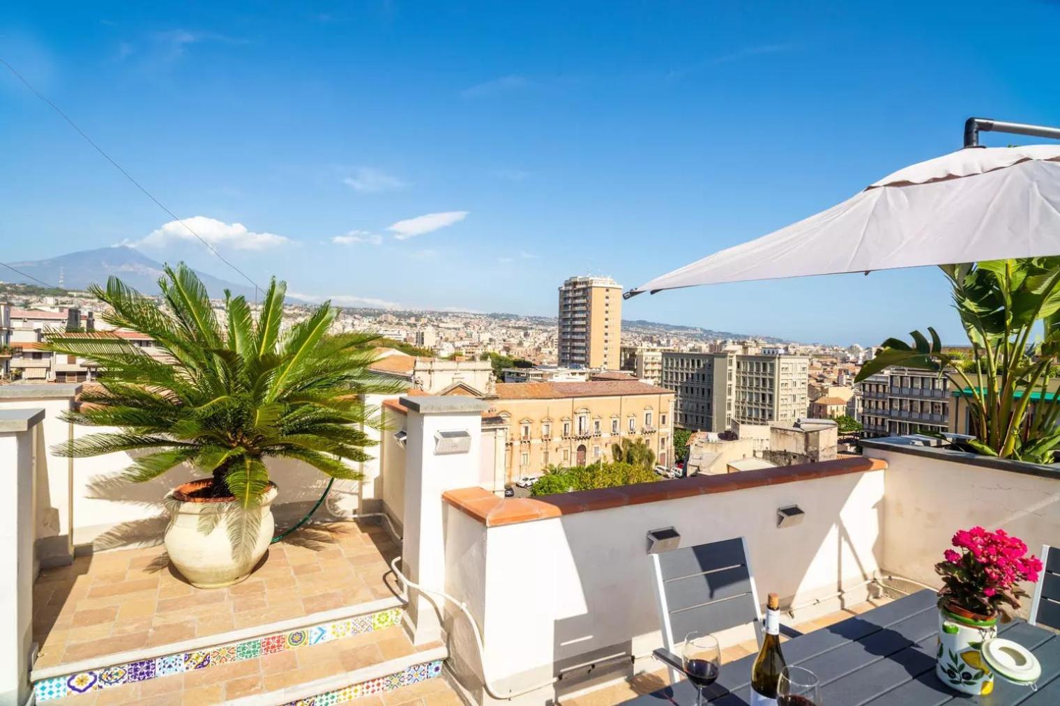 דירות קטאניה La Terrazza Sul Cielo מראה חיצוני תמונה