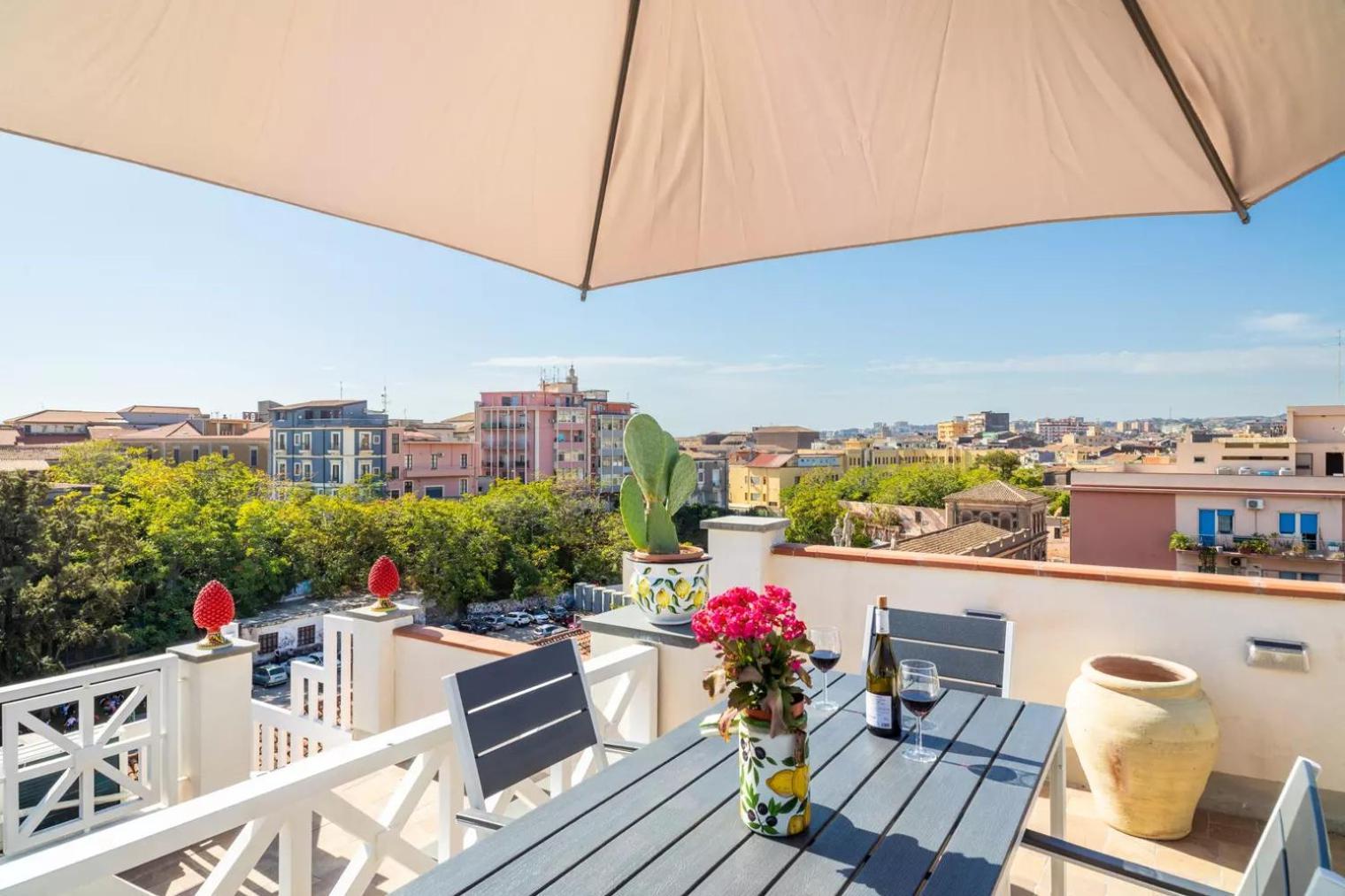 דירות קטאניה La Terrazza Sul Cielo מראה חיצוני תמונה