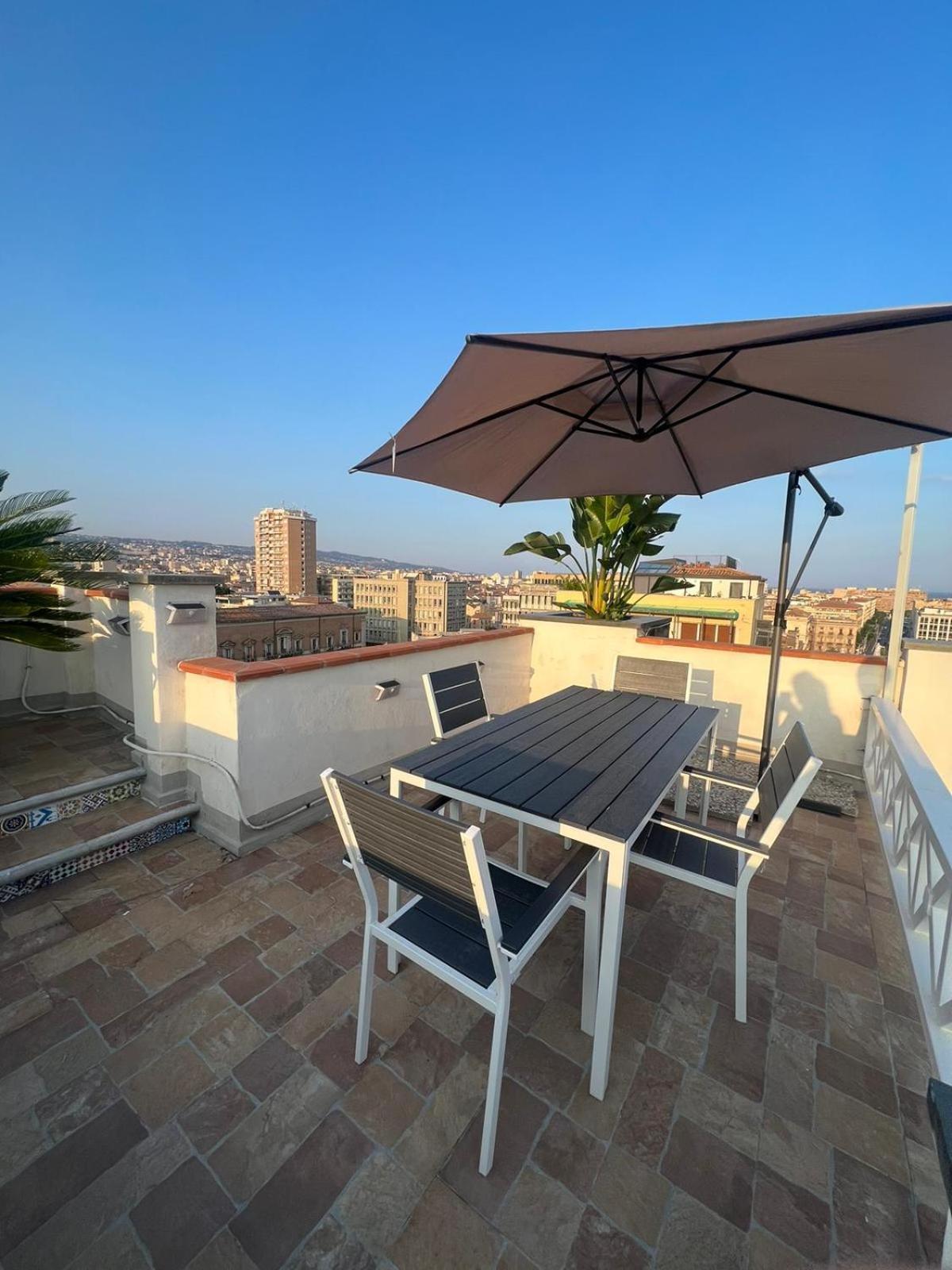 דירות קטאניה La Terrazza Sul Cielo מראה חיצוני תמונה